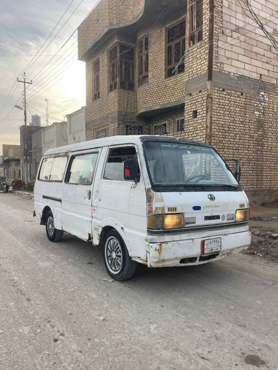 السلام عليكم للبيع او مراوس كيا مازدا موديل 1990 رقم بصرة الماني راعيها ماواصلة اكفلك سرقه وعشائر محرك 3000 في في تي كير اوتماتيك محرك كير حداديه خير من الله كهربائيات تخم تاير كله جديد سياره جاهزه السعر 12 وبيها مجال مكاني ناصرية مركز 
رقمي ***********
الواتساب ***********
