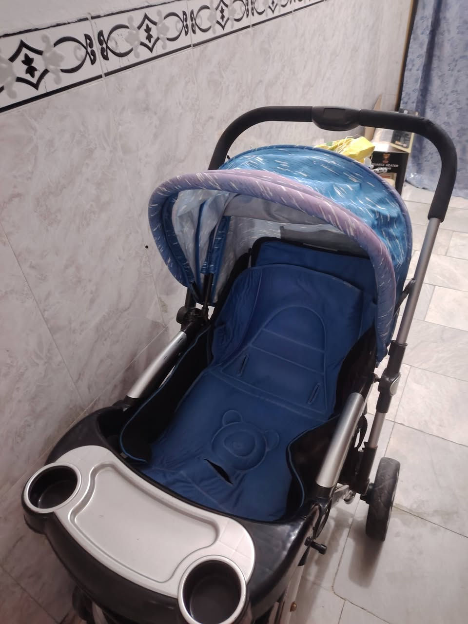 سلام عليكم للبيع عربانة أطفال حجم كبير استخدام قليل سعرها 75 وبيها مجال قليل
العنوان الأمين الثانيه
***********
