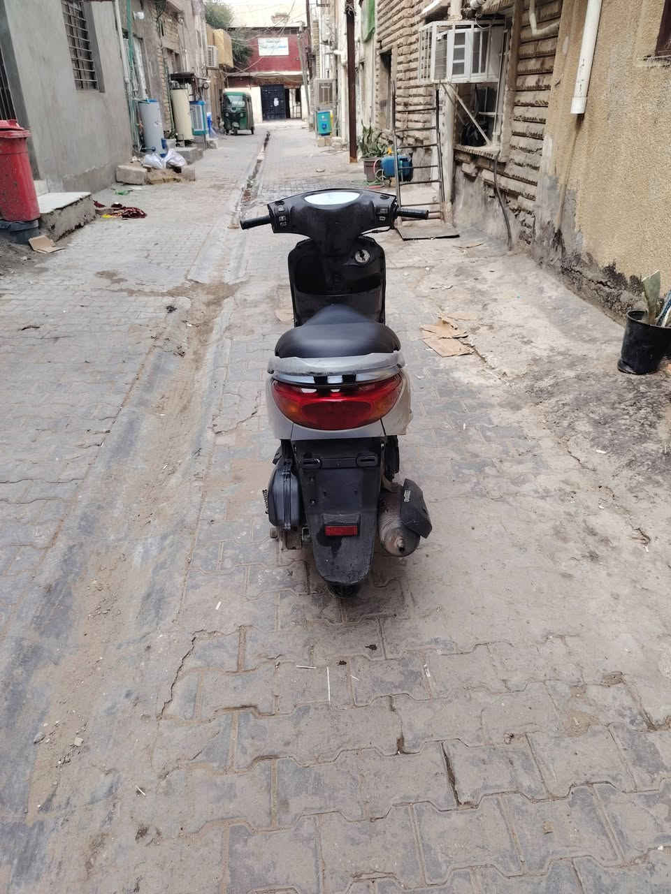 سلام عليكم دراجه بريز للبيع مقفوله كفاله عامه سلفندر كهربائيات شغاله عنوان زعفرانيه سعر ٦٠٠ رقمي ***********
