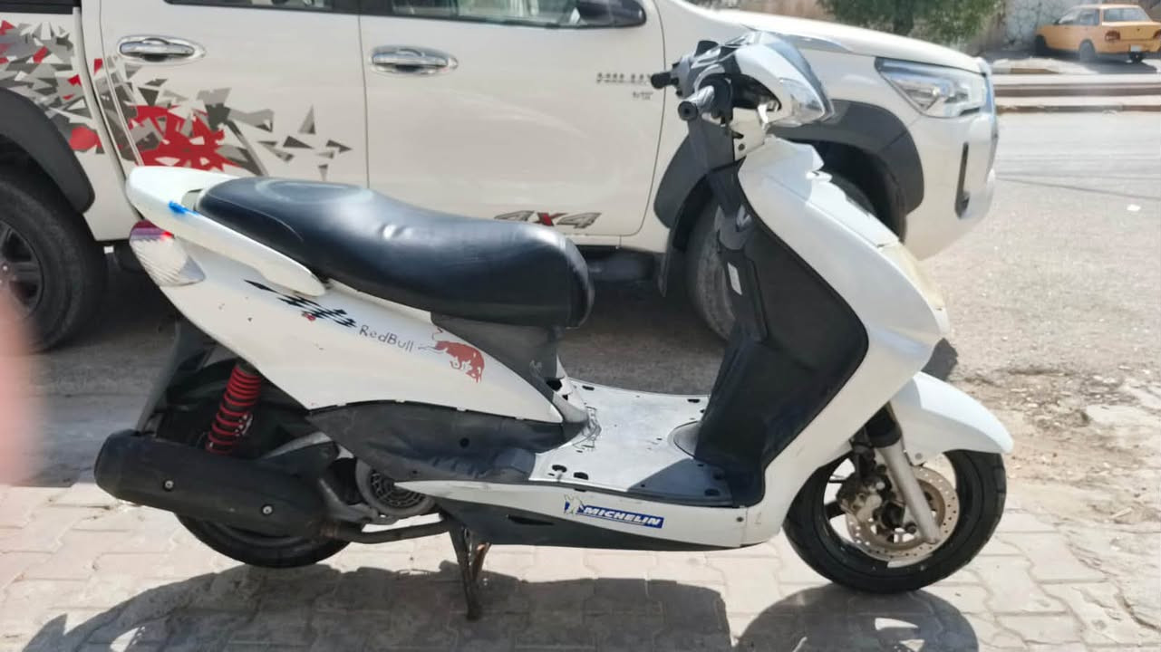 السلام عليكم سكنس نثية كوري 140 رمبة ماماشية بالشارع مابيهة اي نقص ٩٠٠ وبيها مجال ***********
