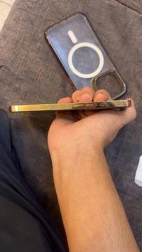 ايفون 13pro ذاكره 256  بطاريه 77  الجهاز نضيف استعمال شخصي كارتونه مال...