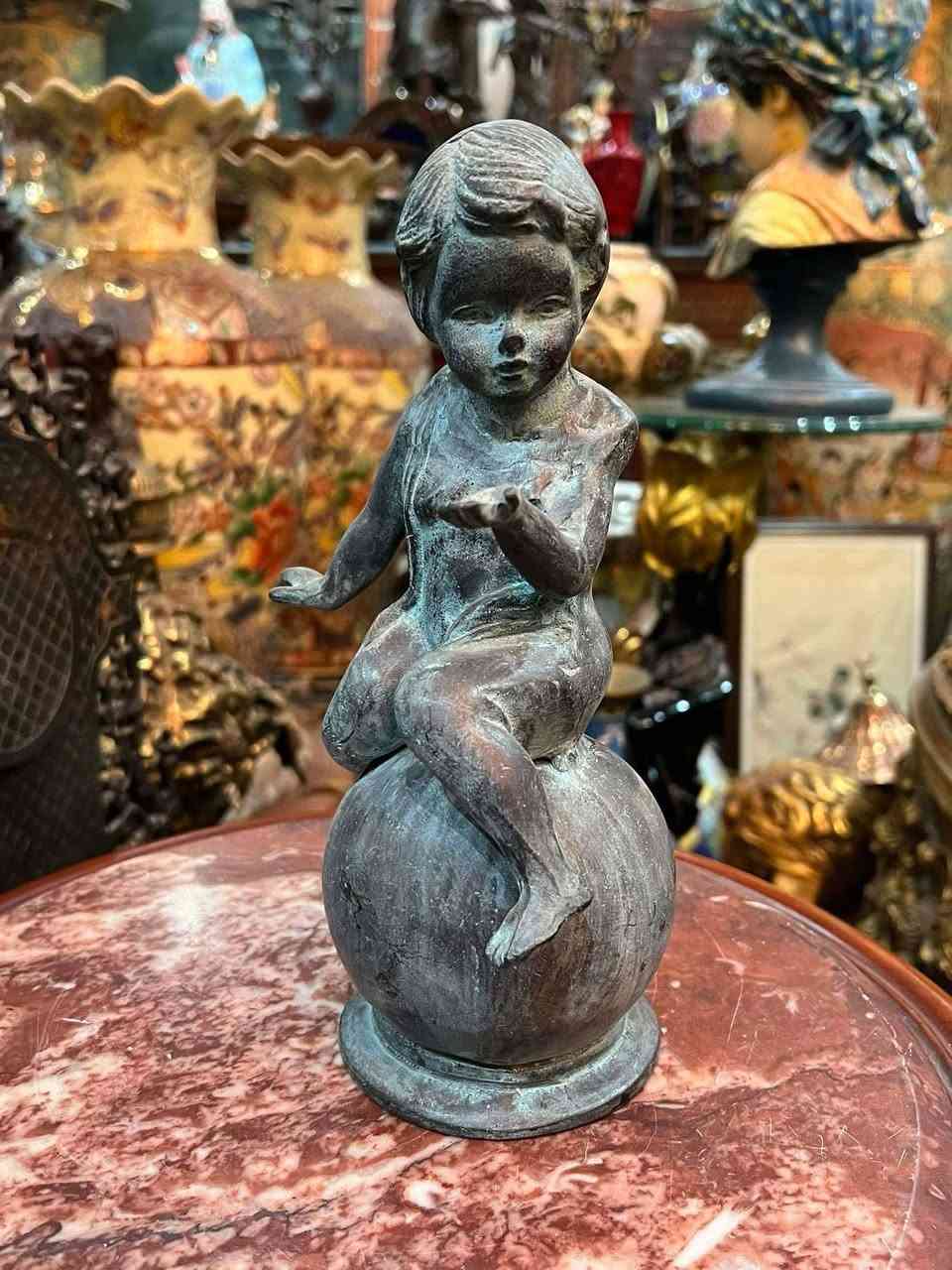 تمثال برونز قديم جداً روعة 

الارتفاع : 24 سم
العرض : 13 سم


**إذا كنت صاحب هذا الإعلان وتريد حذفه لأي سبب، رجاءا أرسل رسالة إلى الدعم الفني**