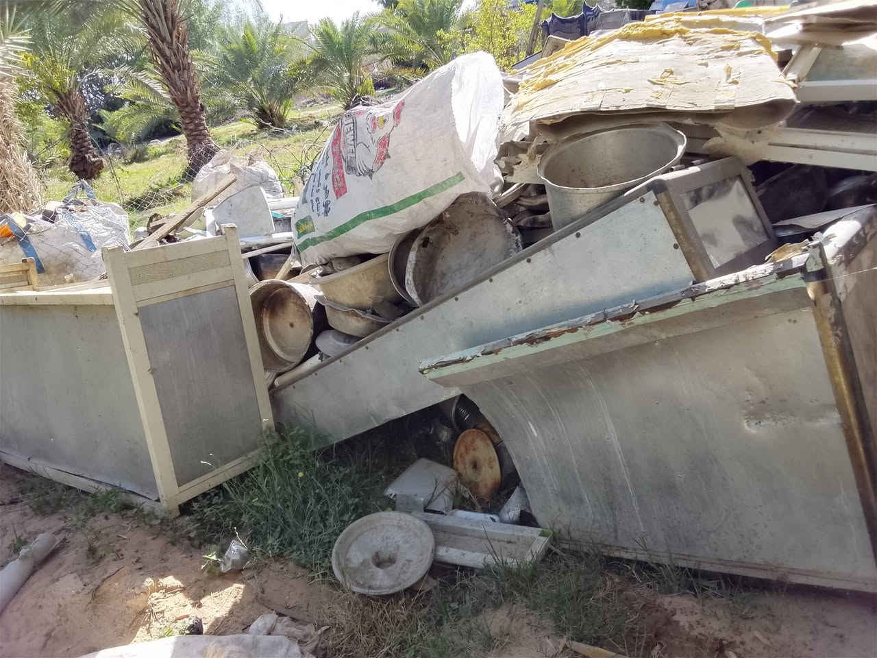 للبيع مطروح كمية تقريبا 10طن ***********
