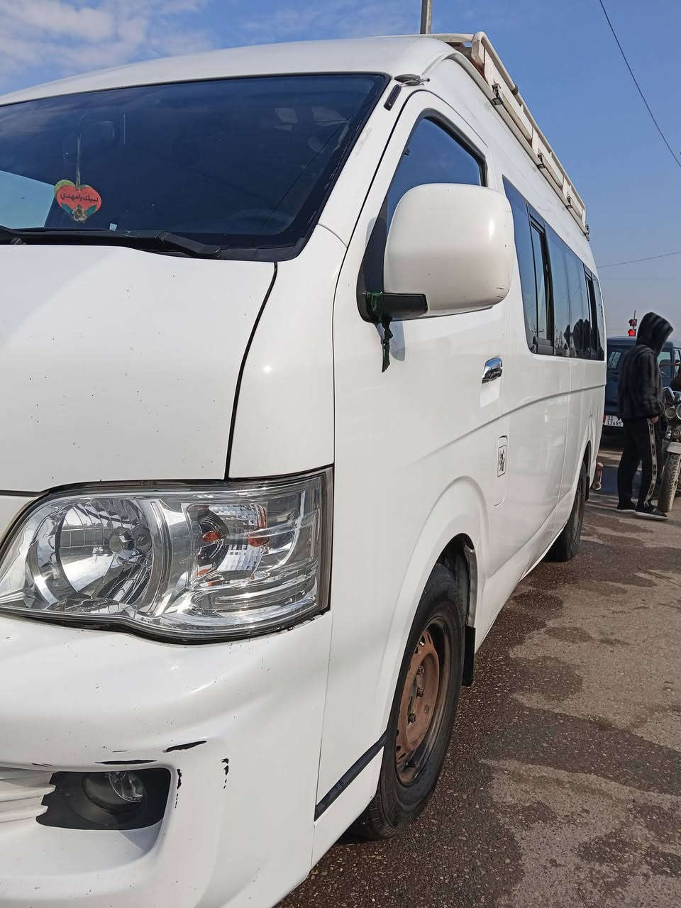 للبيع
جنبي H2
موديل 2020 سياره بسمي نضيفه بيها طخه بجانب السايق  للاستفسار ***********
