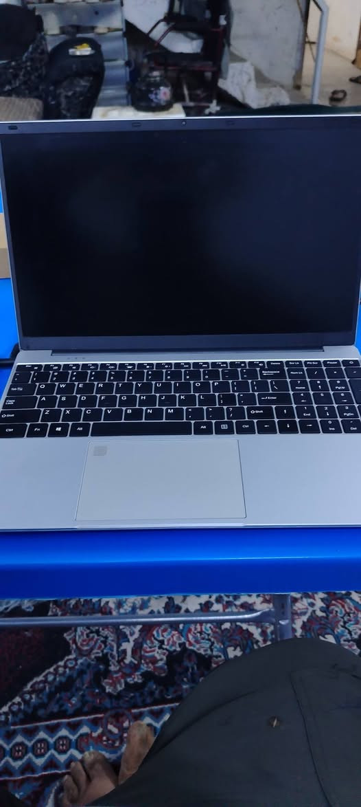 السلام عليكم لابتوب للبيع
معالج انتل سيليرون
الرام 12 Gb
الهارد 1TB
كارت الشاشة مدمج 6Gb
حجم الشاشة 15.6 4K
لابتوب كلش حلو ونضيف 
السعر 325الف وبيه مجال قليل
متوفر توصيل لجميع مناطق الكرخ مجاني


**إذا كنت صاحب هذا الإعلان وتريد حذفه لأي سبب، رجاءا أرسل رسالة إلى الدعم الفني**