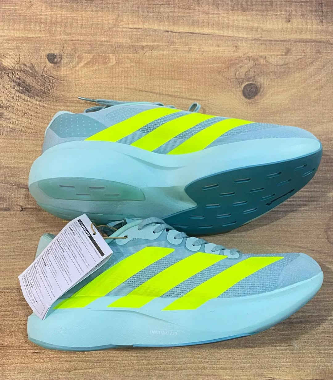 adidas
شرط تفحص واعلى كوالتي ماعجبك رجع 

44-43 
فوت لصفحتي وشوف بضاعتي


**إذا كنت صاحب هذا الإعلان وتريد حذفه لأي سبب، رجاءا أرسل رسالة إلى الدعم الفني**