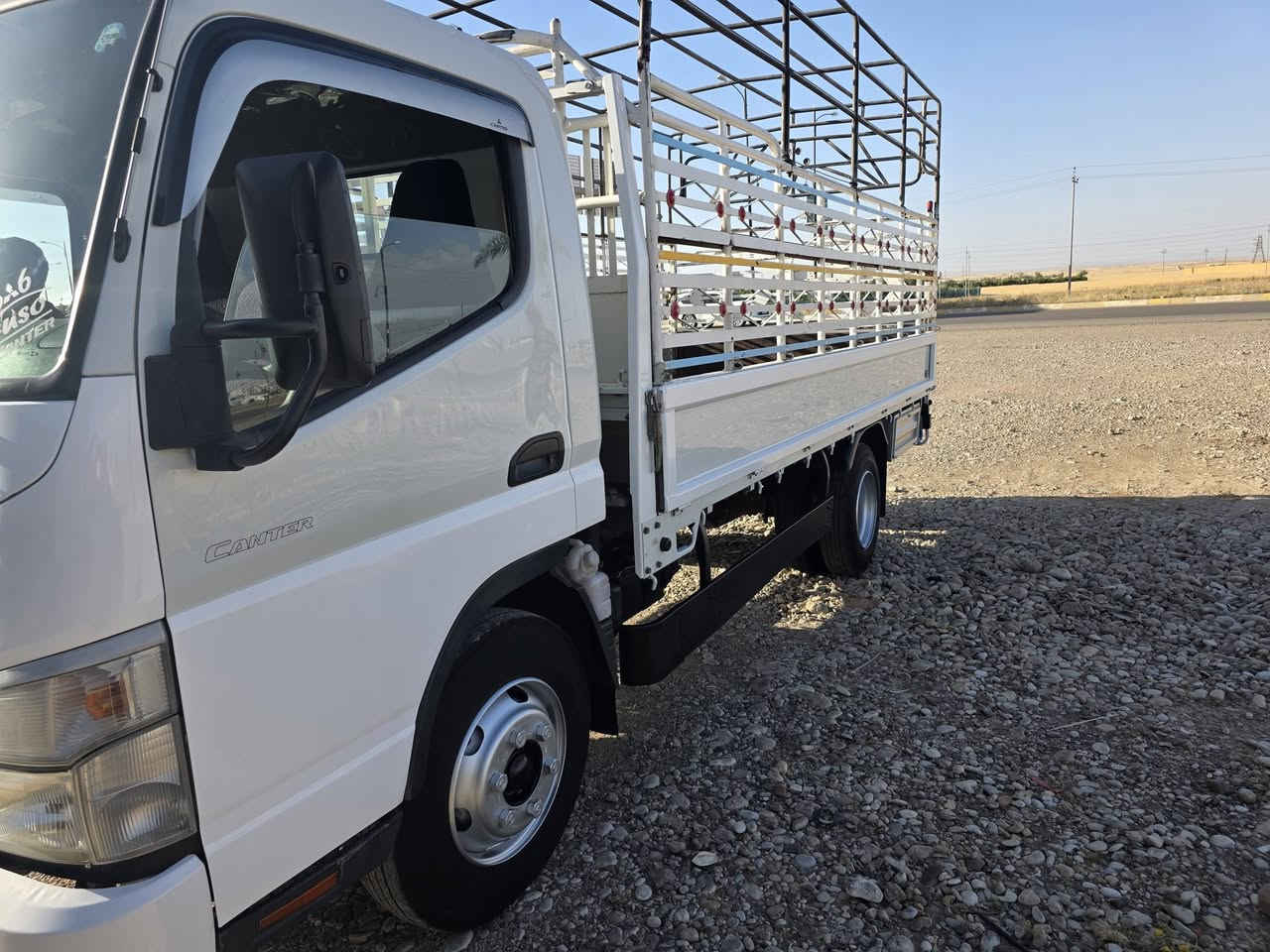 كنتر ٢٠١٦ تخم تايرات ١٧برجستون كير ومحرك واكسل شرط ممفتوح مكفول من كل نواحي جادر شتوي جديد شرط تحويل *********** عنوان كلار
