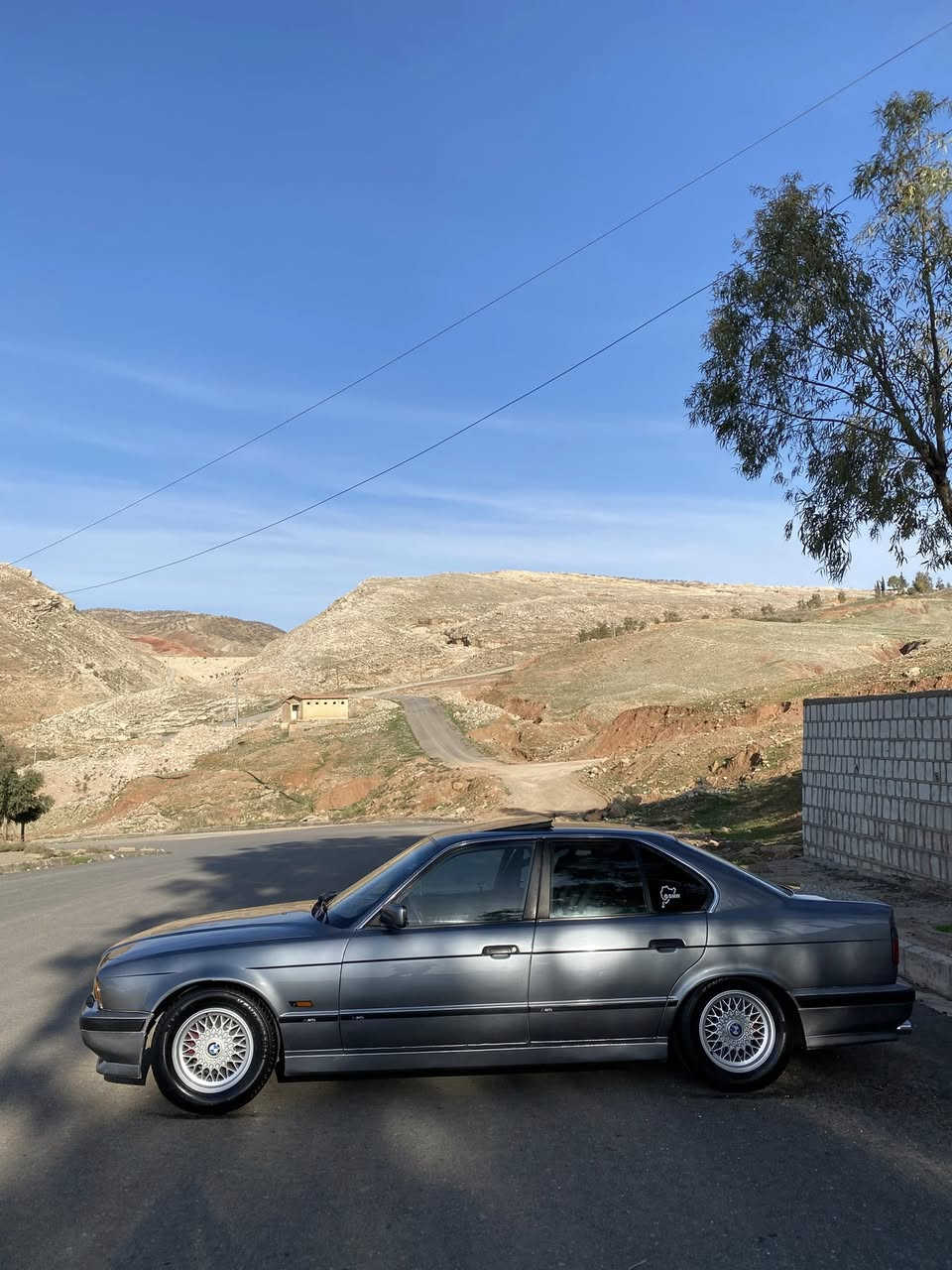 ‎ماشاءالله له ماڵی هه موو لایەك 

‎خوای گه وره به قسمەتی هەموانی بكات  

‎فوول مواسەفات BMW/1993/525iA/E34
ABS/گێڕ ئۆتۆماتیك/سڵایت/
‎مۆدی /S/بەفر
‎كوشن جڵد/هەشت بالیف/فۆڕمیكا
‎پێش گەورە/دەبڵ ئێرباگ/لایت و بەگلایت بیلاد
‎دەعامی پێش و پشتی M
‎پەردە✅
‎ڕەقەم و سەنەوی و ژینگە نوێ 2030✅
‎هەزە ٢٠٢٦✅
‎٤ تایەی لۆك ١٠٠% خاوێن
‎تاقم پێش و دوای تازە داگیراوە كامل چركەی تێدا نییە 
‎تەبرید سارد و گەرم بەشەرت✔️
‎گێڕ و مەكینەو ئەكسل بەشەرت
‎كامل فڕن كراوە بۆ جوانی سەقف بەشەرت بێ مەعجون
‎ویل حەسیر بیلاد 
‎پێش و دوای كەپسە سەیارەكە
‎بڕاوە بەشەرت
‎نوقسانی تیا نییە سەیارەكە چركەو ١٠٠ دۆلار ببڕە
ڕەقەم موبایل:***********
ڤایبەر و واتسئەپیشی لەسەرە تەلەفۆن كە لە خزمەتام
