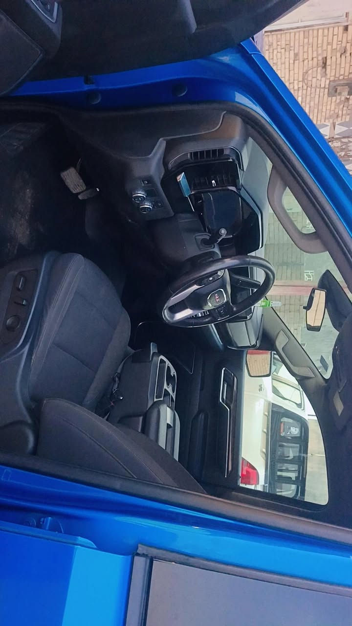 السلام عليكم سيرا كاز تيربو 22 رقم بصره جديده وحادثها كلش بسيط سعرها 270   ***********
