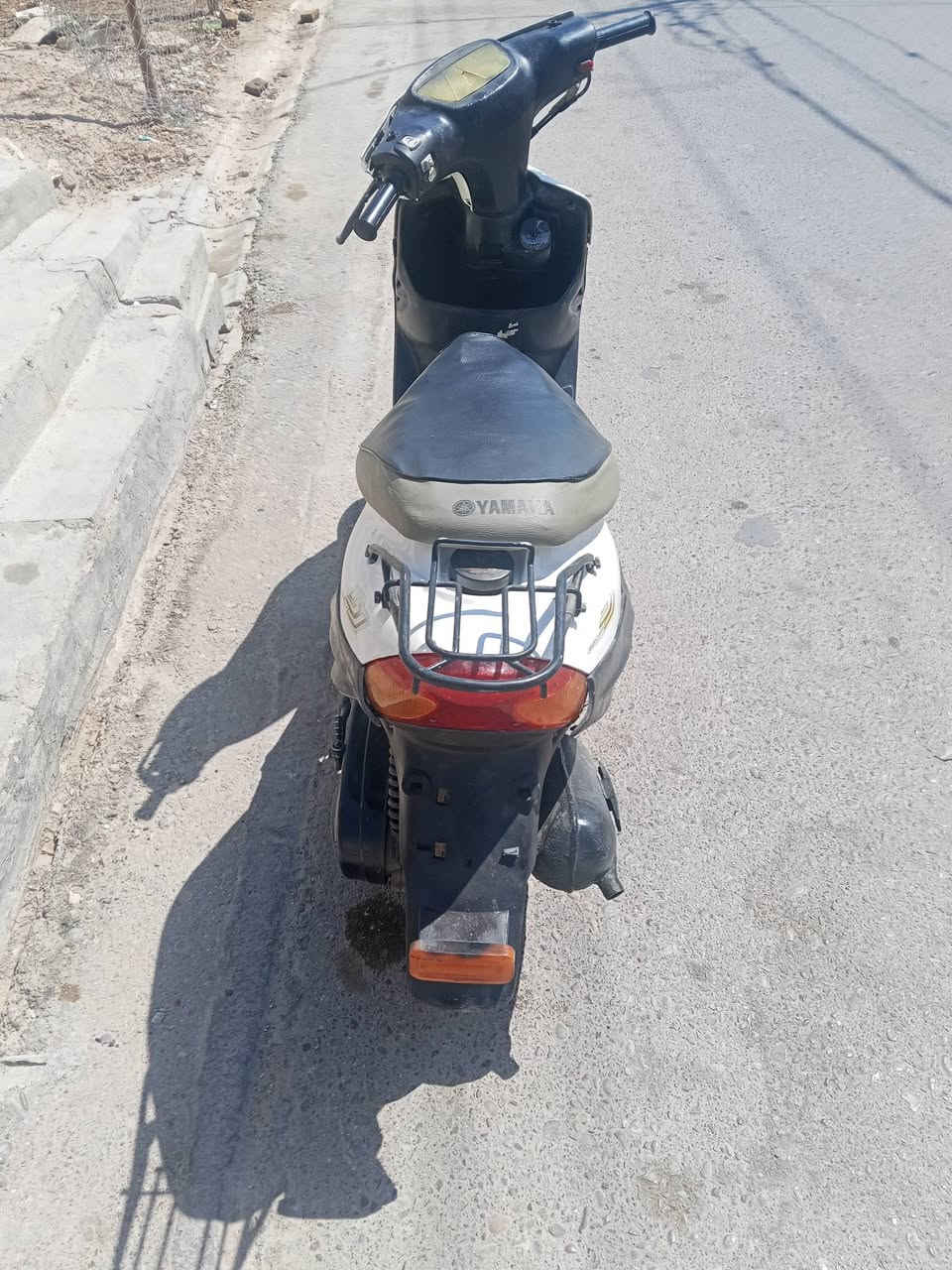 سلام عليكم دراجه بيجي البيع كفرات بلادي جوزه بلادي صوته اخرس شرط مشي خير من الله دراجه على شرطط سعر 250 الانتصال ***********
