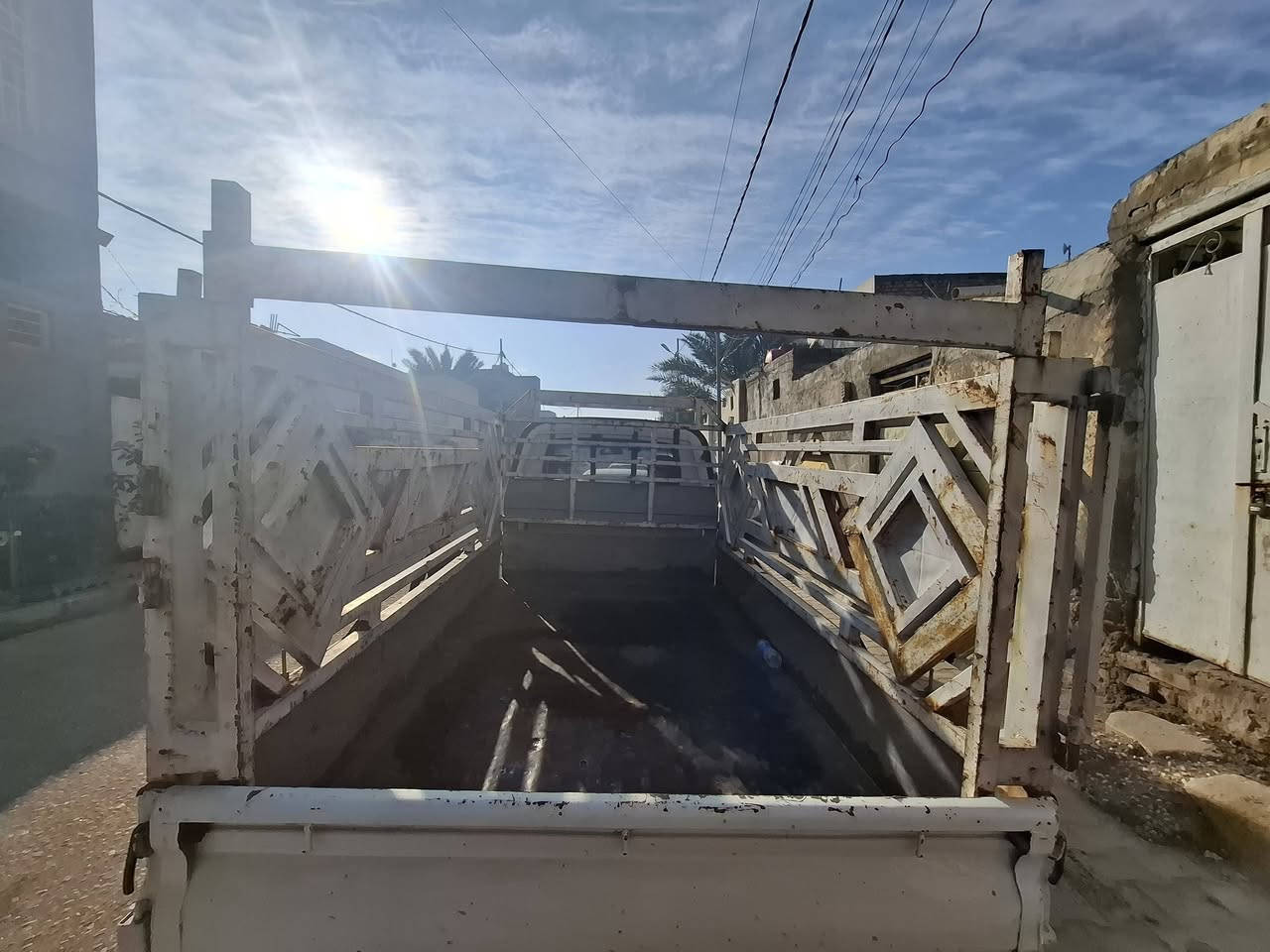 محجر تسكام مال نثيه ٧ جنكال نضيف مكان الدوانيه قيم واخذ
***********
