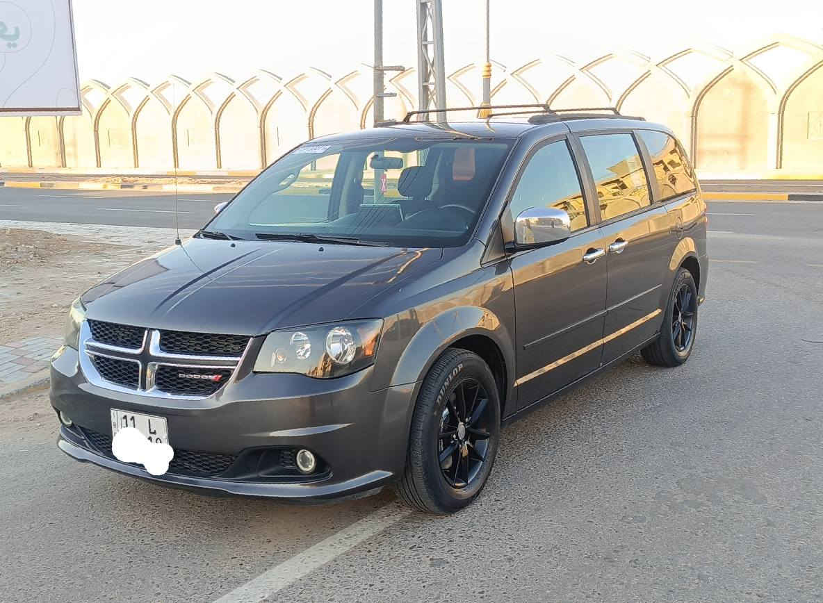 السعر 145  الاستفسار *********** دوج كرفان 7راكب موديل 2018 رقم بغداد انكليزي امريكي مكفوله من الضربة والتبديل بيه صبغ جاملغ وبنيد فقط رش بددون دواخل  شرط السونار شاشه كامره دوار تحكم استيرن كشنات بلع مكينه 6V وكير مكفولات تبريد 3قطع ثلج حداديه جديده تخم تاير السيارة جديده كلش احلى من الصور مابيه اي نقص مكان السيارة كربلاء كربلاء, العراق
