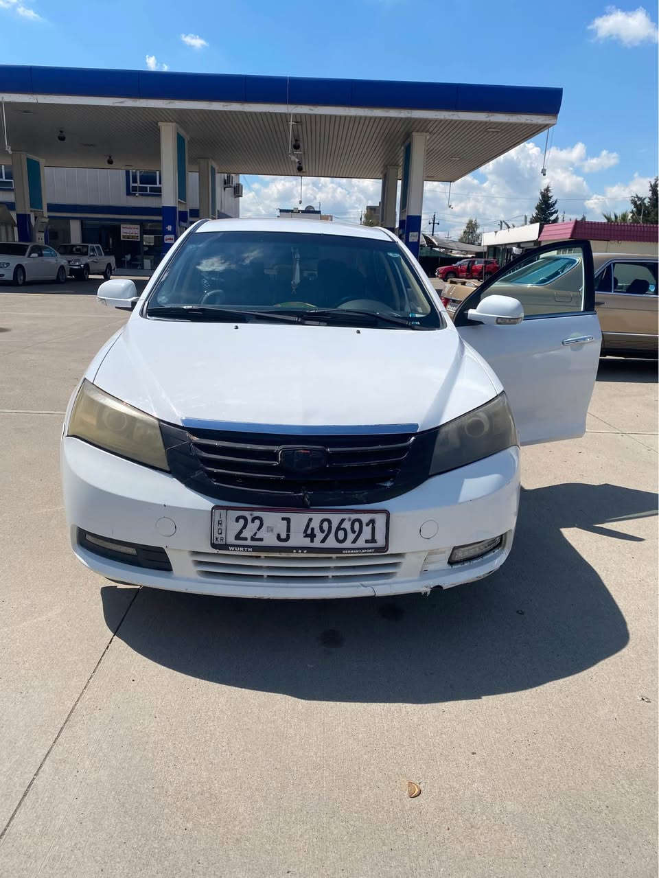 جيلي امكراند 7    2016 كير مكينه كامري20 شاشه ايبات  سعر 69 مجال.   *********** واساب أربيل, العراق
