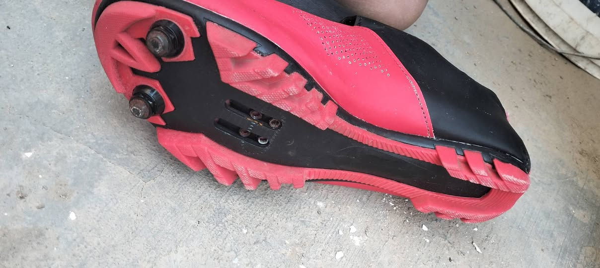 سلام عليكم عندي حذاء لابچين اوربيه قياس 43 سعرها 35 الف بيع مستعجل


**إذا كنت صاحب هذا الإعلان وتريد حذفه لأي سبب، رجاءا أرسل رسالة إلى الدعم الفني**