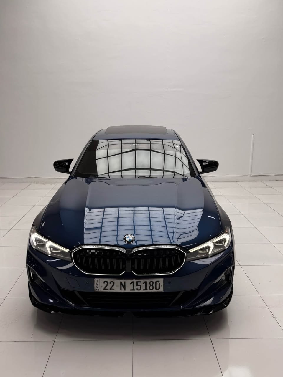 BMW 330i Xdrive Luxary 
بجم كبس ارباك تكمه فقط ✅
سياره لون مميز ازرك 💙
مواصفاتها :-
5 كامرات 📷
داتاشو 
داخل قيسي بلادي 🧡
سماعات هارمان كاردون ✅
سياره شاشه كبيره متصله .
تخم تايرات جديد ✅
حداديه جديده ✅
صدر جديد ✅
حادثها سياره صفحه السكن فقط ✅
بيها كتاب تضليل 80%  🏴
هزه ورقم جديد ✅
جاهزه علا اخر برغي ✅
عنوان اربيل 📍
*********** رقم تلفون
السعر278$💸 أربيل, العراق

