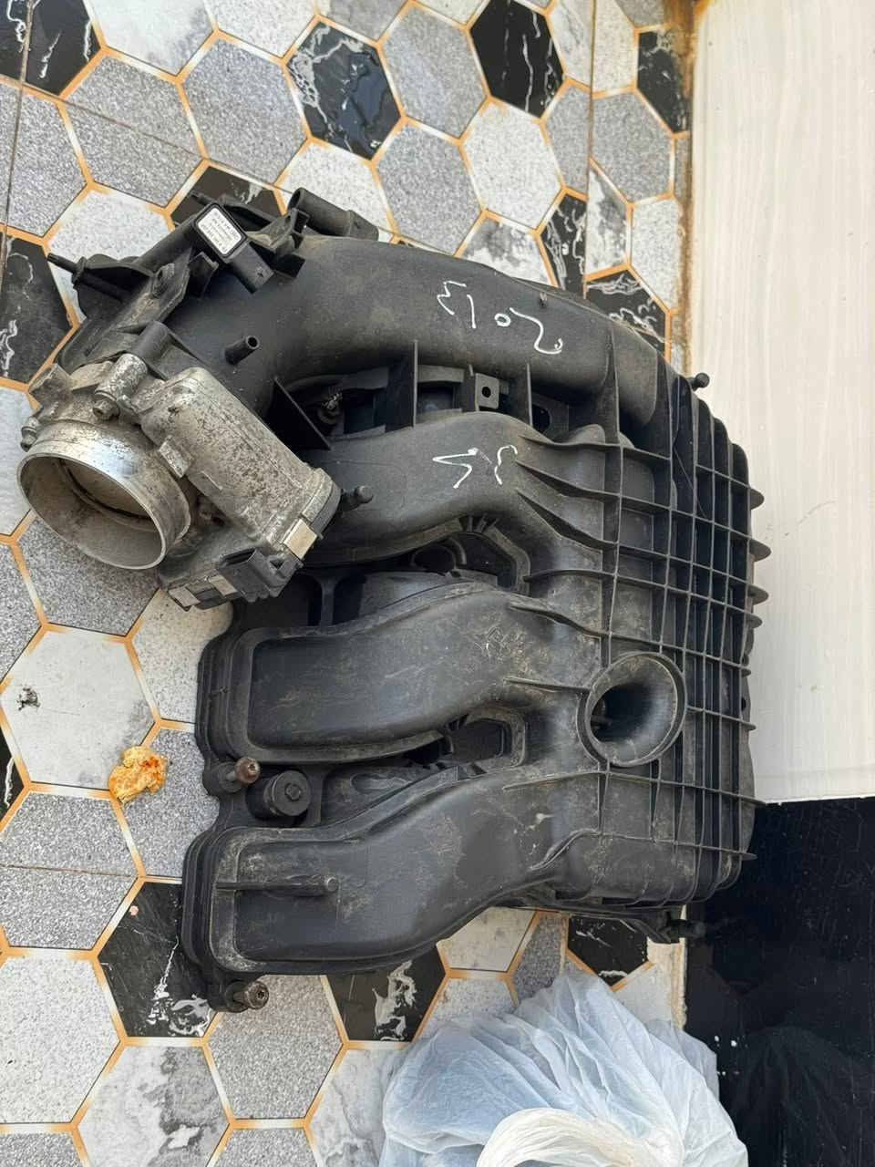 غراض جارجر للبيع
دفيوزر خلفي ابو زعانف الكبار سعره 35  
  قفل باب خلف السدر 20 
يده باب سايق داخليه 10  
براد دهن اصلي  تفصيخ مال موديل 2020 يرهم كل موديلات 
زعانف جوه لايت مال دعاميه srt جيتي نفس شكل 
 ثلاجه هيه وجويتر حديده


**إذا كنت صاحب هذا الإعلان وتريد حذفه لأي سبب، رجاءا أرسل رسالة إلى الدعم الفني**