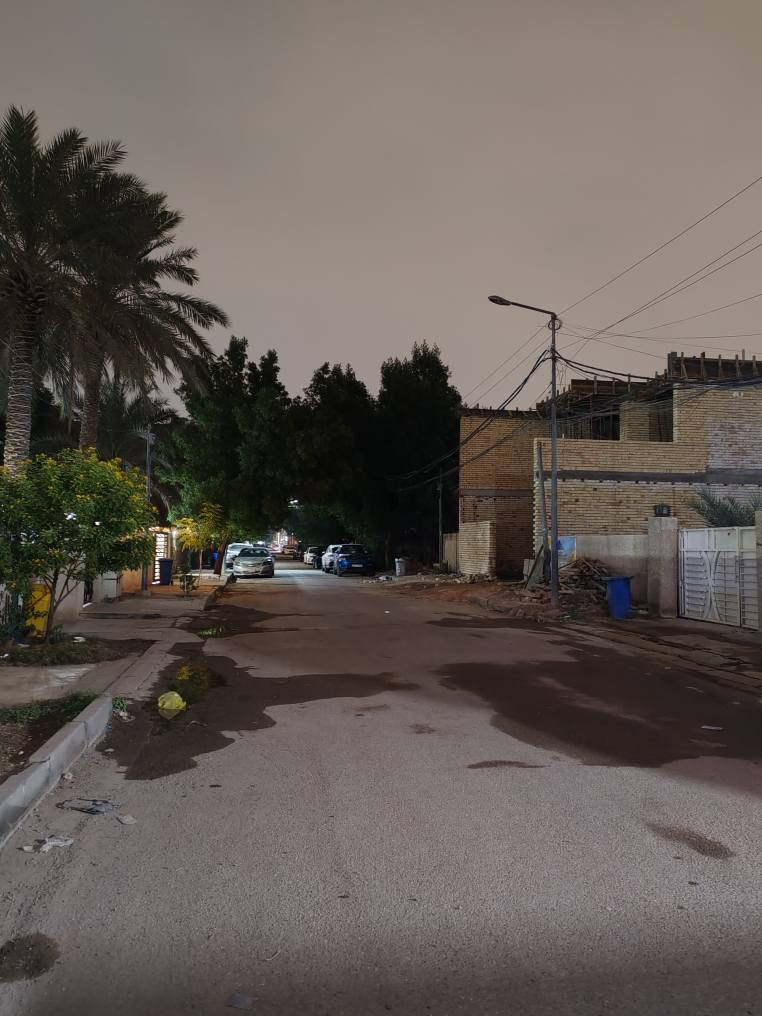 قطعة أرض بموقع استراتيجي
📐 360م² – واجهة 12م
🛣️ شارع 12م مع أرصفة
📍 مقابل مول القاهرة  (ضباط القاهرة) 
💰 سعر المتر 3,500,000
📞 للاستفسار: مكتب الشمم الهندسي
☎️ *********** – *********** بغداد, العراق
