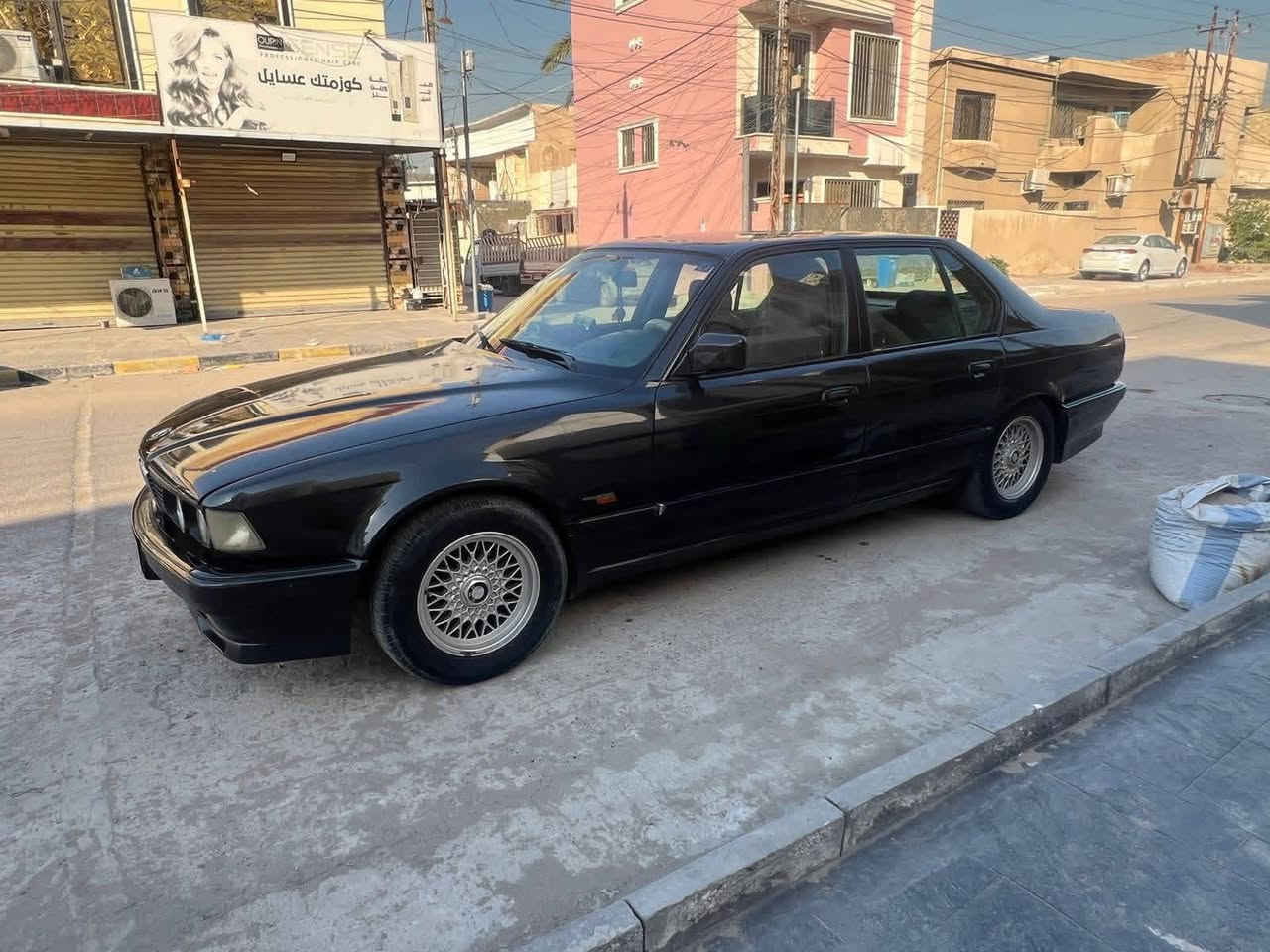 للبيع بي ام موديل 90 رقم دولي هزه ما منتهيه محرك وكير ٧٣٥ بدون حادث  كهربائيات شغاله سلايت طكتين   لايتات زنون عدسه شاشه كامره خلفيه تحويل ثاي يوم سنويه ل٢٠٢٩ تخم تاير ويل خليه مكان سنتر لوك بغداد  الكاظمية السعر ٥٣$ وبيها مجال للاستفسار/***********
