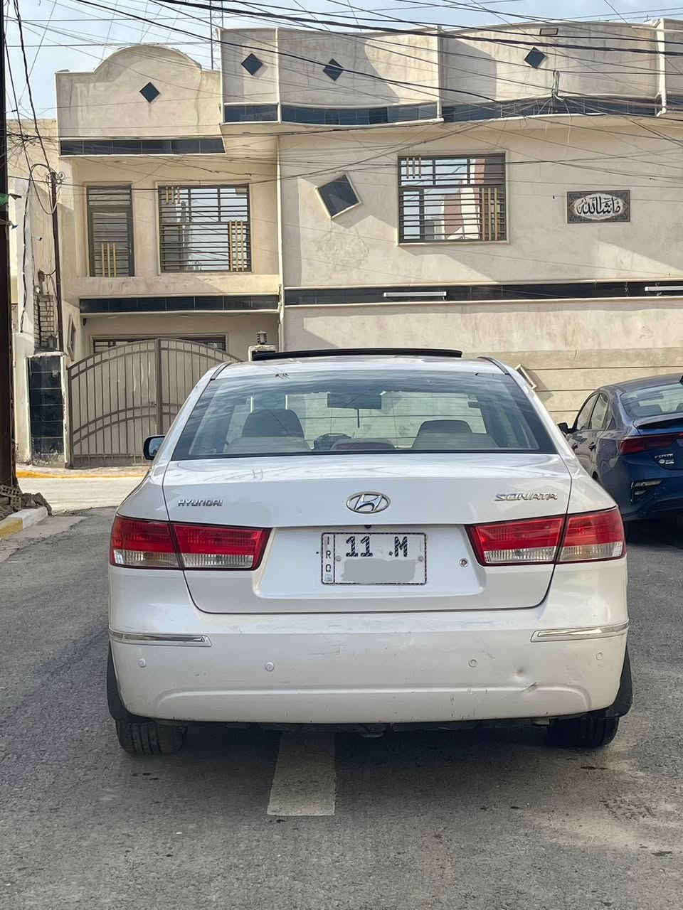 سوناتا 2009 خليجي للبيع
مكفولة ماعدا صبغ بالجاملغ الايمن ومكانين بارد صغار لا بدون دواخل 
رقم بغداد الدولي
هزة وسنوية جديدة
السيارة ماشية 108 الاف حقيقي
محرك 2400 دوش مبدل بي كازكيت

المواصفات:
فتحة سقف 
تحكم سترين
اشاير بالمري
شاشة
كامرة خلفية وحساسات
منظومة زنون

نقصهة كمبريسر تبريد فقط 

العنوان بغداد الشعب او البياع 

السعر : 135$ وبيهة مجال بسيط

موجود ع ماسنجر وع رقم

***********
