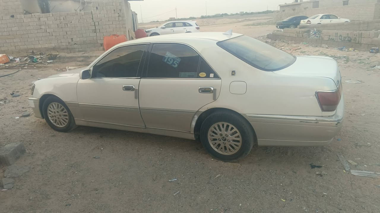 سلام عليكم سياره جنون موديل 2003 مكينه كير ديفور صغير بيها فقط ارقام كهربئيات كلها  دواخل كارتون اثلث كصه قماره فقط عوزه ترتيبات تواير نضاف مكاني بصره المراوس حسب قناعه  واذا تريد بيع ب 38ب‏ انتصل ‪***********‬‏
