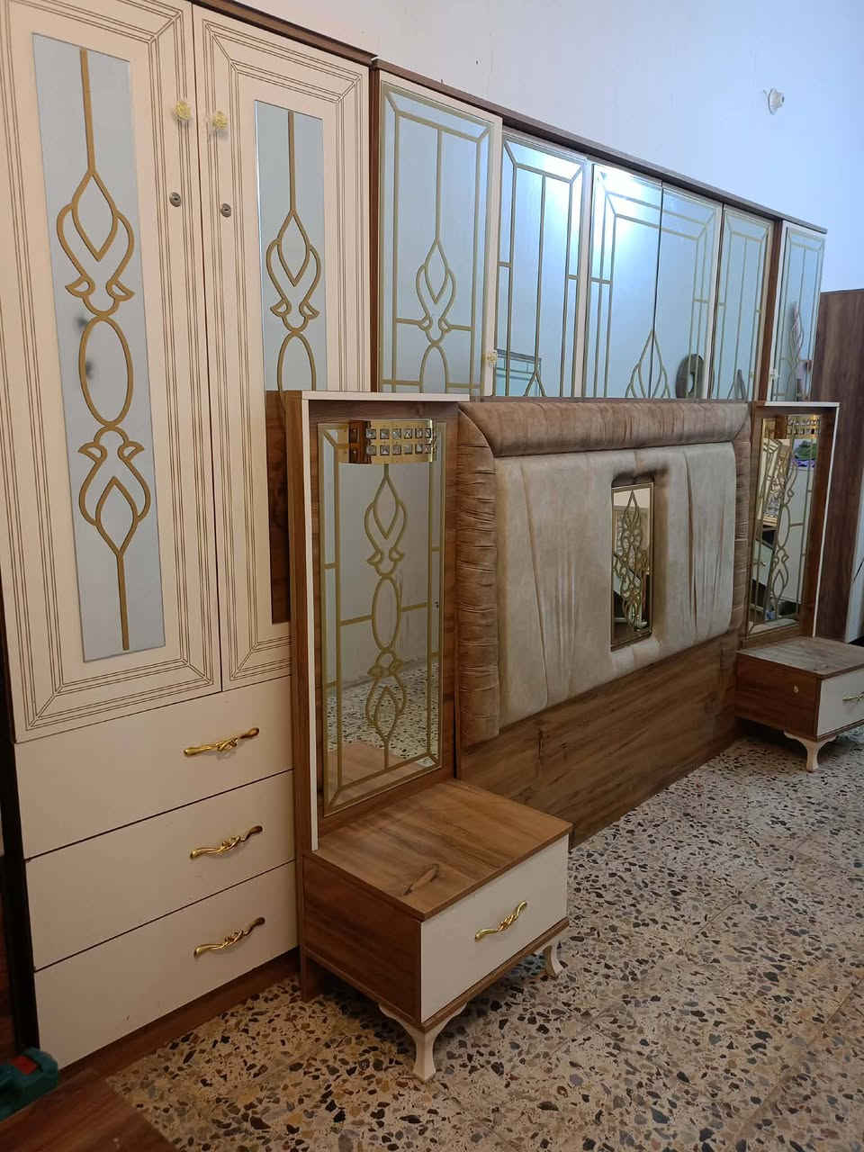 ٧٥٠مع النقل والشد داخل بغداد مجاني متوفر نقل وشد لباقي المحافضات بكروه


**إذا كنت صاحب هذا الإعلان وتريد حذفه لأي سبب، رجاءا أرسل رسالة إلى الدعم الفني**