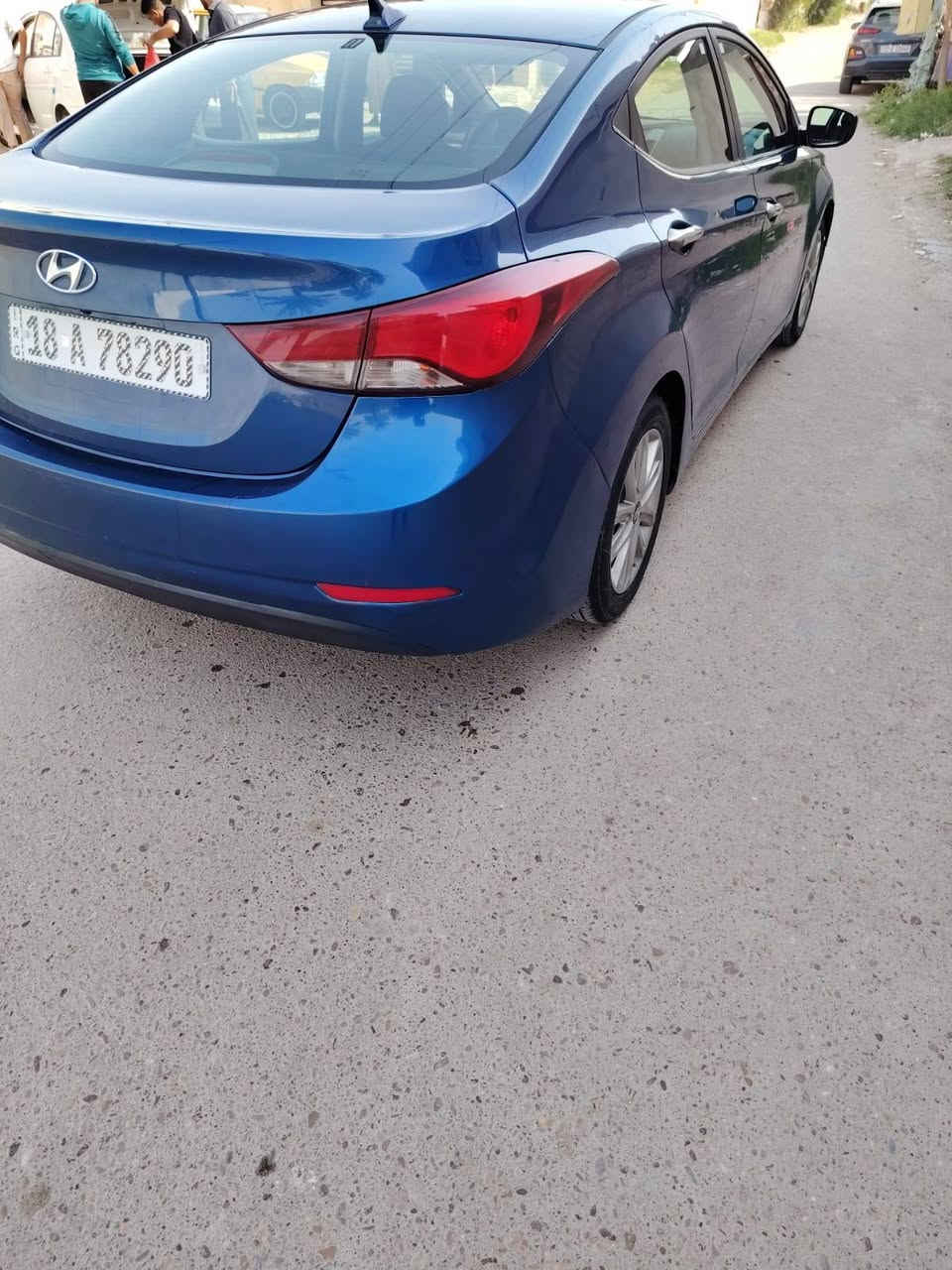 السلام عليكم النترا موديل ٢٠١٥ امريكيا نظيفه فول كير محرك صدر تخم تاير مكفولات رقم بابل السعر 110بيها مجال السيارة باسمي المكان بغداد الدورة  التواصل ***********
