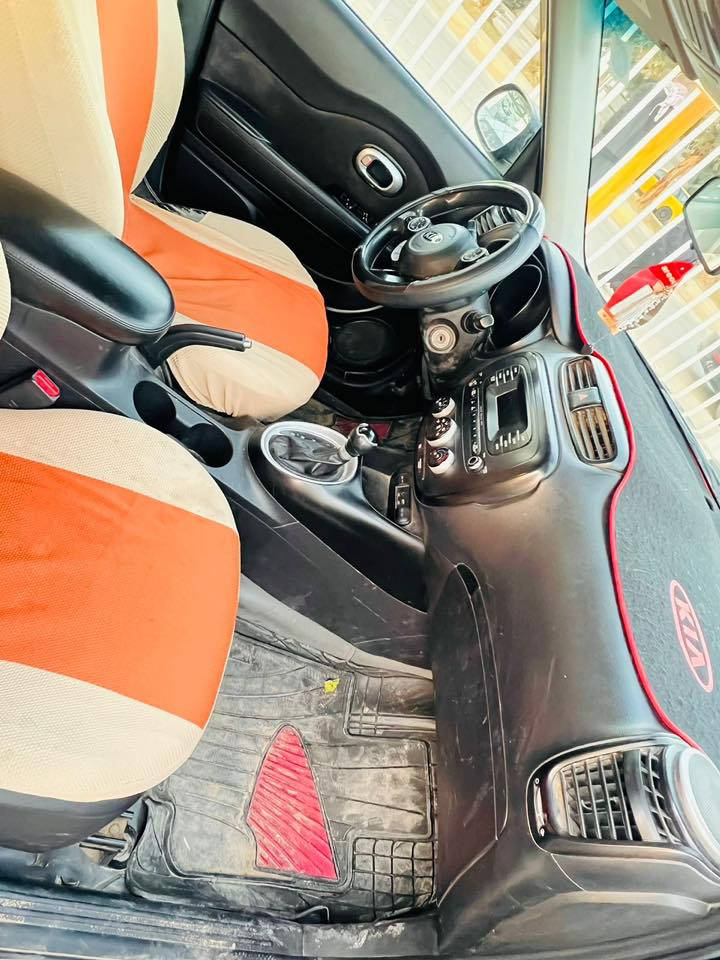 سلام عليكم سياره صول موديل ٢٠١٦ وارد امريكي
قطعتين صبغ جاملغ وبنيد كما موضح بالسونار  محرك ١٦٠٠ جي دي اي 
سعرها ٩٨ وبيها مجال 
مكان السياره طويريج الهنديه للاستفسار الاتصال على الرقم ٠٧٧٣ ٣٧٦ ٨٣٢٧
