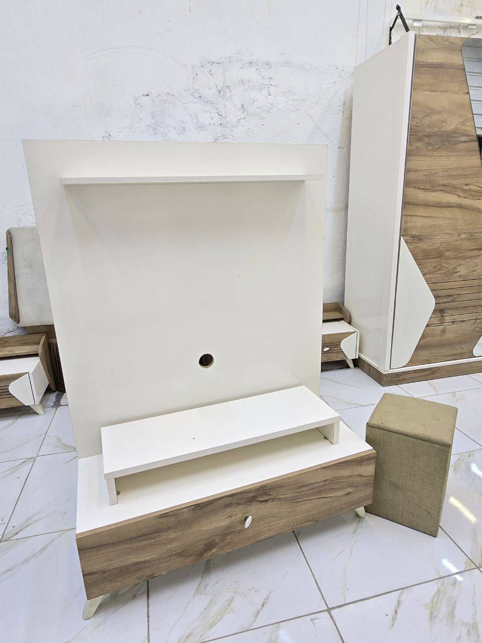 غرفة مستخدمة نضافة 90%
عدد القطع 1
سكك هايدروليك 
سرير جك مخزن 
لون مميز 
كوالتي عالي 
سعرها 900//700
شد ونقل داخل بغداد مجاني
حجز واتساب فقط


**إذا كنت صاحب هذا الإعلان وتريد حذفه لأي سبب، رجاءا أرسل رسالة إلى الدعم الفني**