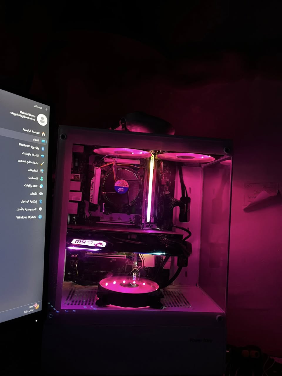 محتاج فلوس
بيسي توني شاده كراتين موجوده 

كارت شاشه 1660 msi على فئه
معالج i7
مذربورد Z170 يدعم منفذ التايبسي
بور سبلاي 550
رامات تيفورس 16 كيكه
وندوز ١١
مكاني ناصريه مركز ماعندي توصيل
رقمي ***********
