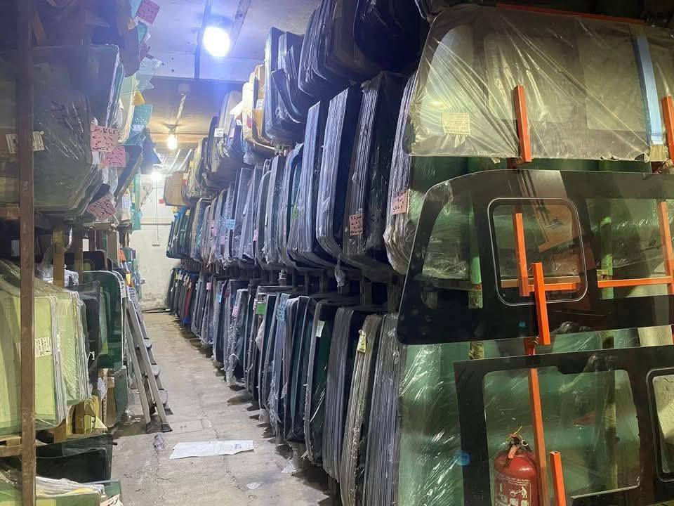 ✅بيع وتركيب زجاج السيارات 🚘
✅افضل شركه زجاج سيارات 🥇
✅جودة اتقان عاليه مع ضمان حقيقي 
✅سليكون مقاوم لسيارات المتئاكله 
✅معى ضمان العمل
متعاقد مع التأمين للستفس***********☎️
يتوفر خدمه __ موقعيه 📍🚚 مجاناً 
   ***********☎️
✅اذا كنت ترغب في تغيير زجاج سيارتك نوفر لك افضل انواع زجاج السيارات العالمي 🌐 ( أصلي و تجاري ) 
✅ أكبر المستوردين في العراق  🇮🇶 لجميع انواع السيارات كاف ***********☎️
العنوان باب الشيخ قرب مقبرت الغزالي
