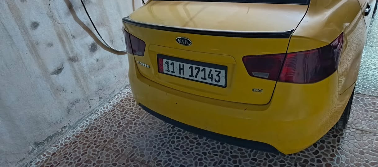 كيه فورتي 2012رقمها بغداد سياره بسمي سنويه مشروع وطني شرط تحويل ضربه مالتها بجم وارد كندي  سعرها 77 بيها  مكاني كركوك ماكو عليها اي غرامه مروري تاراتها جديد تبريدها ثلج مكينه 20  مكينه وكير بشرط رقمي ***********
