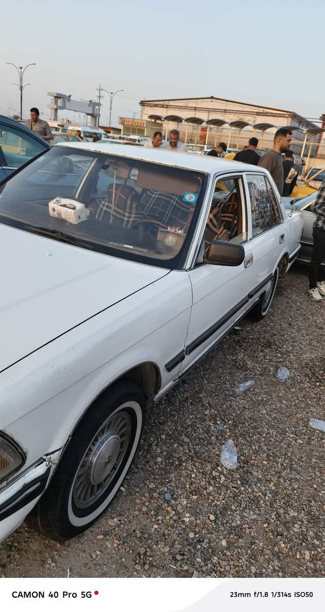 السلام عليكم سياره للبيع سيدان موديل 88 ايسر بلاد مكفوله.  سعر 48  باسمي رقم نينوى انكليزي
***********
