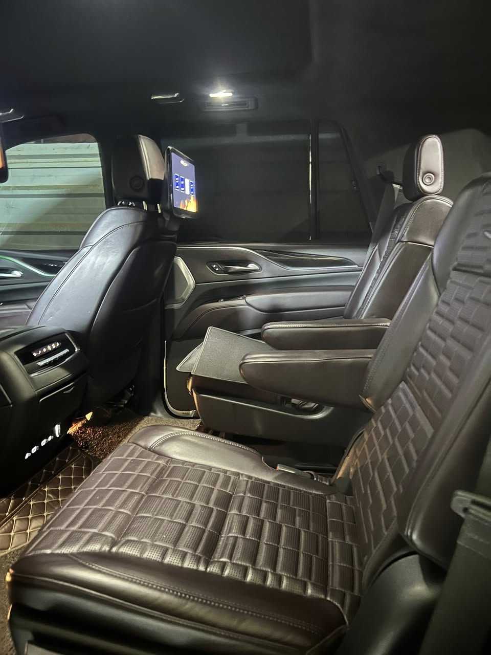 كديلاك سكاليد فول ويل اسود 36 سماعه اسبريسو ماشيه 28 الف مكان شارع فلسطين سعر مناسب ***********
