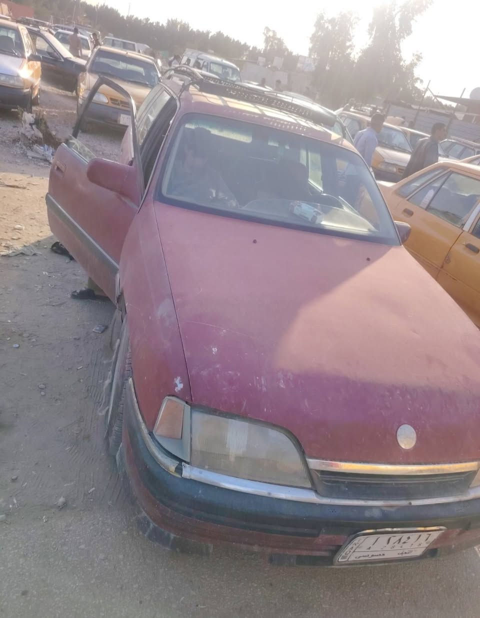 اوبل اوميكا ٩٢  مداور نفس اليوم سعزه ١٨ ورقه   سنويه ل ٢٩ سياره نضيفه وشغاله مابيها شي مكانه كربلاء ***********
