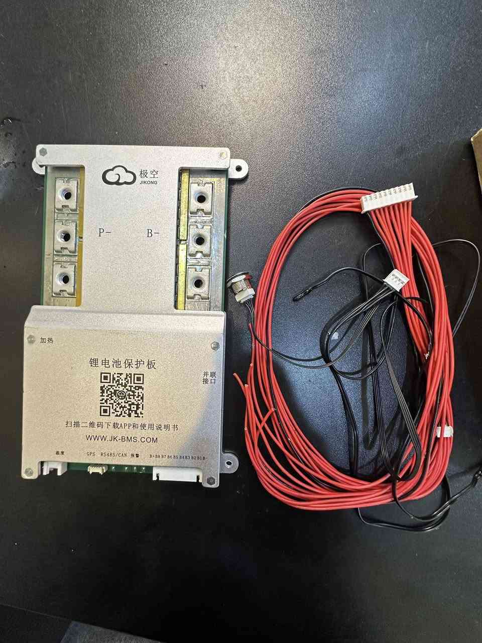 سلام عليكم
اخوان طلع عندي هذا الجهاز 
بالكوكل يطلع جهاز تنظيم أو حماية للطاقة الشمسية وتكدر تتاكد بنفسك …
الي يفيده خلي ينطيني سعر بما يرضي الله  وياخذه


**إذا كنت صاحب هذا الإعلان وتريد حذفه لأي سبب، رجاءا أرسل رسالة إلى الدعم الفني**