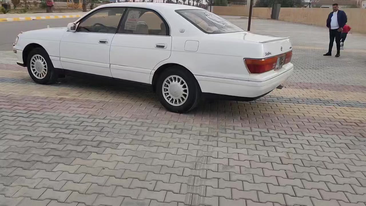 السلام عليكم سياره بطه فصل موديل 94رقم واسط انكليزي مشرروع وطني سنويه جديده29 وداخله هزه السياره كفاله عامه من كلشي كير مكينه حداديه تخم تأير تبريد كلهن كفاله السعر 68وبيه مجال مكاني واسط الكوت
***********
