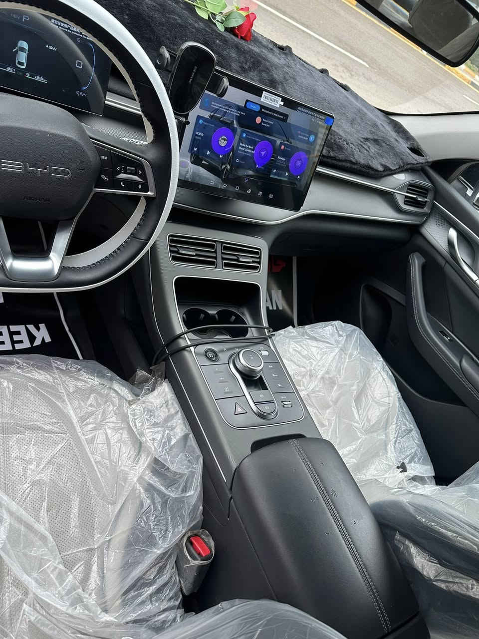 بي واي دي 2025
للبيع سياره ماشيه 16 الف 

عنوان السياره بغداد الحريه 

مرقم بغداد كامل 

سياره باسمي تحويل ثاني يوم 

سياره جديده مكفوله كفاله عامه 

السعر،18،200

الاتصال والاستفسار***********

♦️محرك 1500cc

HEV كهرباء+بانزين+شحن♦️

♦️دخول ذكي 

♦️كشنات جلد ابيض رياضي

♦️قطعتين تبريد

♦️كير ماوس

♦️انظمة قيادة

♦️هاند بريك كهرباء + اوتوهولد

♦️ستيرن رياضي

♦️شاشة وسطية قلابة

♦️كامرة خلفية

♦️كشافات زنون 

🔺ارضيات بي واي دي حوضيه
