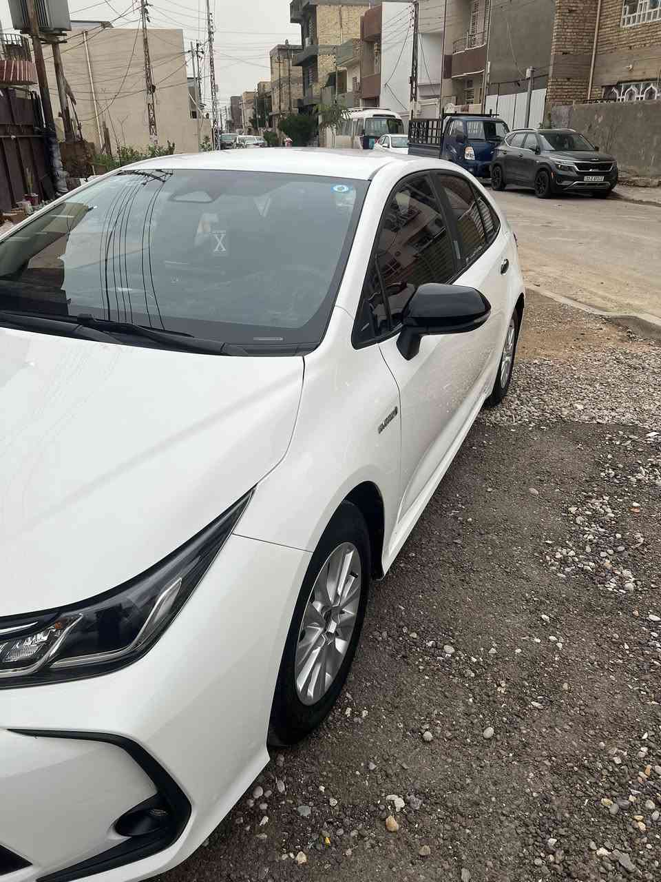 السلام عليكم للبيع كورلا هايبرد 2024 شكل الخليجي (بدون فتحة ) مواصفات الكورلا المعروفة مكفولة كفالة عامه 
بأسمي 
ماشيه 19 الف 
سورنا مرفق بالمنشور 

العنوان / بغداد 
السعر / 142$ 
التلفون / ***********
