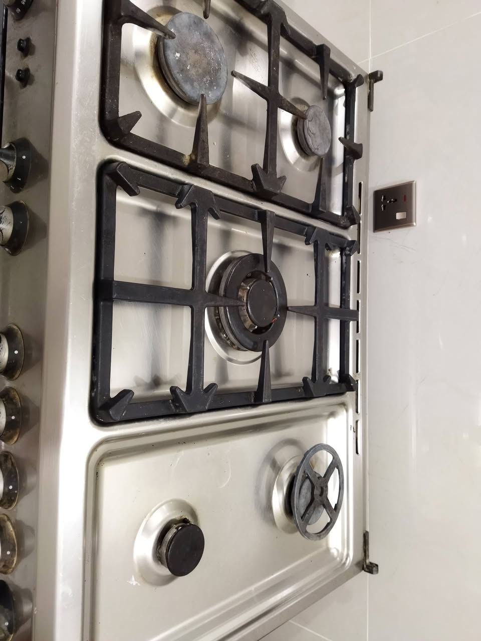 السلام عليكم اغراض للبيع العنوان بغداد لاستفسار الاتصال على الرقم المذكور ***********
