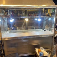 عندي غراض مطعم للبيع عربانه ميزين براد مستخدم شغال مكاني الكاظميه للاس...