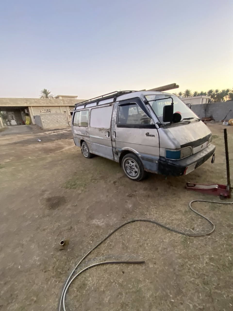 بستا موديل ٩٣ رقم حمل إنكليزي باسم محرك بي تبخير كير بس لأول يفلت كشر شوفت عينك مكان بغداد أبوغريب سعر ٢٥ وبيه مجال تصال ***********
