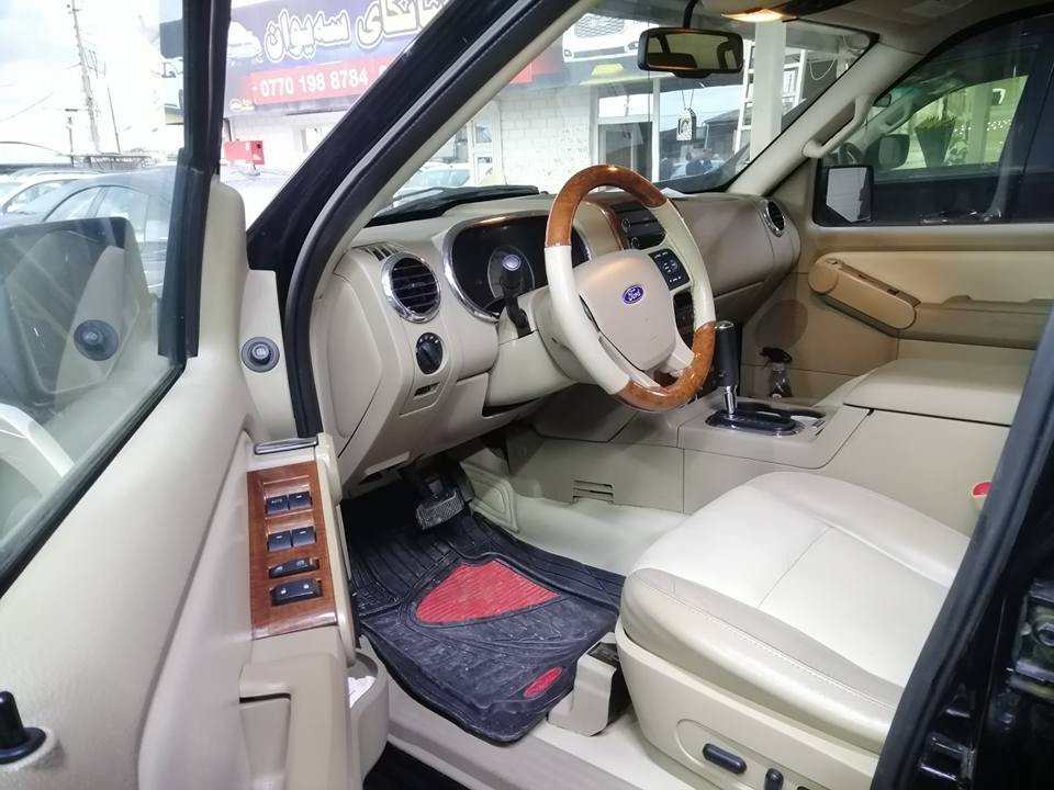 فورد مودیل 2010 سفر شرکة نیفا
فول مواصفات ،ماشیة 150000 کلم 
صبغ نصف باب و  چامرلغ خلفي بدون دواخل
سنویة لغایة 2030
تایرات جدیدة حدادیة بشرط
***********
محرک وکیر بشرط 
کهربائیات کلها بشرط
تبرید ثلج السليمانية, العراق
