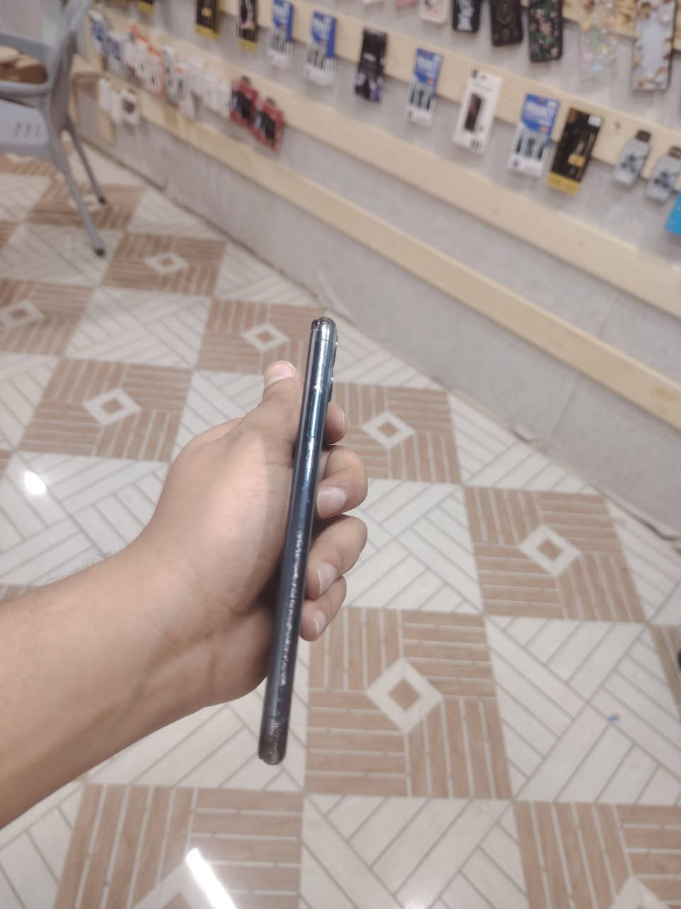 ايفون 11 برو ماكس
ذاكره 256
بطاريه 100

الجهاز نضيف
مبدل شاشه
خدوش بسيطه بسبب الگفر
الباقي مكفول

سعر 295 بي مجال

***********
ديالى بعقوبه باب الدرب مقابيل مدرسه الشهيد لطيف
