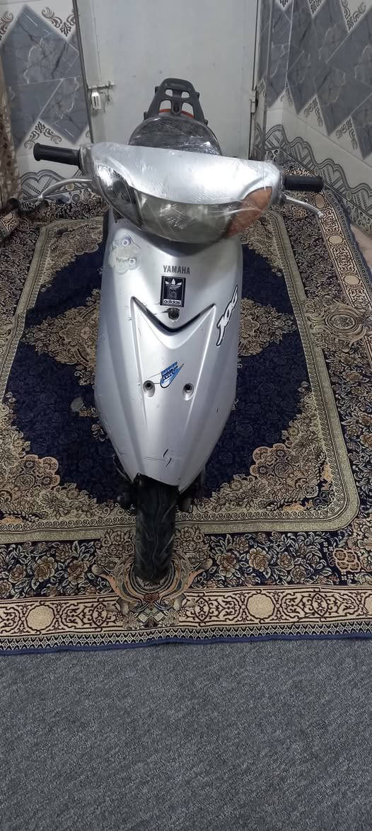 عصفوريه دراجه كامله سلف هندر كهربائيات سعر ٢٢٥ بغداد الشعله ***********
