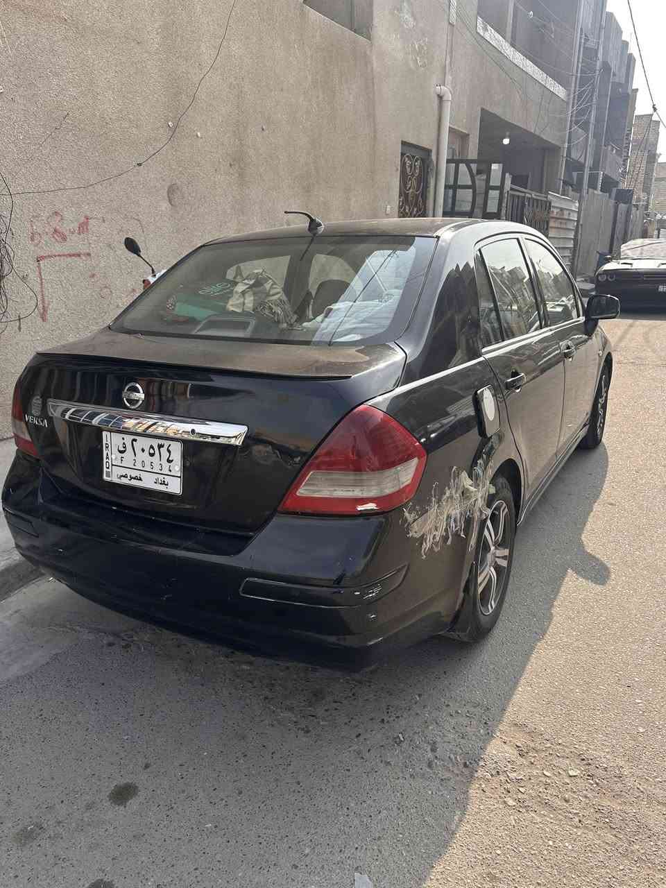 نيسان فيرسا 2009
-كير ومكينة نظيفات اكفلهن
-تبريد شغال/متحمة بالصيف مداريهة من هاي الناحية
-جداً اقتصادية بالبانزين
سيارة تخدمك فوراً بدون صرف ميكانيك

-مناسبة لشخص يريدهة استخدام يومي او يشتغل بيهة 
او للي يريد سيارة رخيصة تمشي امورة

-مصبوغة عام تحتاج شغل تجميلي بسيط(الدعامية الخلفية بس تتكعد)

عليهة 250 غرامة تنزل من سعرهة

السعر المطلوب 67 ورقة قابل للتفاوض 
مكاني بغداد الغزالية

***********
