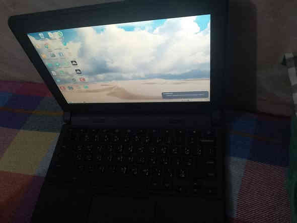 حاسبه للبيع شغاله ونضيفه وحلوه سعره 50الف 
***********
