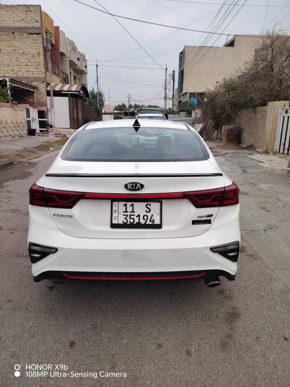 السلام عليكم
فورتي 2021 امريكي جيتي لاين حادثها جاملغ وبنيد محرك 2000 كير AT فول مواصفات بصمه تشغيل وأبواب وجنطه رادار اشاير مري كامره دواره شاشه اعطال وبعد بيها هواي مواصفات 
مواصفات جيتي لاين معروفه 
رقم بغداد دولي تحويل مباشر 
جميع التفاصيل مرفقه بالمنشور
السياره جاهزه من كلشي 
ماشيه 81 ميل وقابله للزياده 

العنوان بغداد حي العامل 
السعر 128$ وبيها مجال

***********
