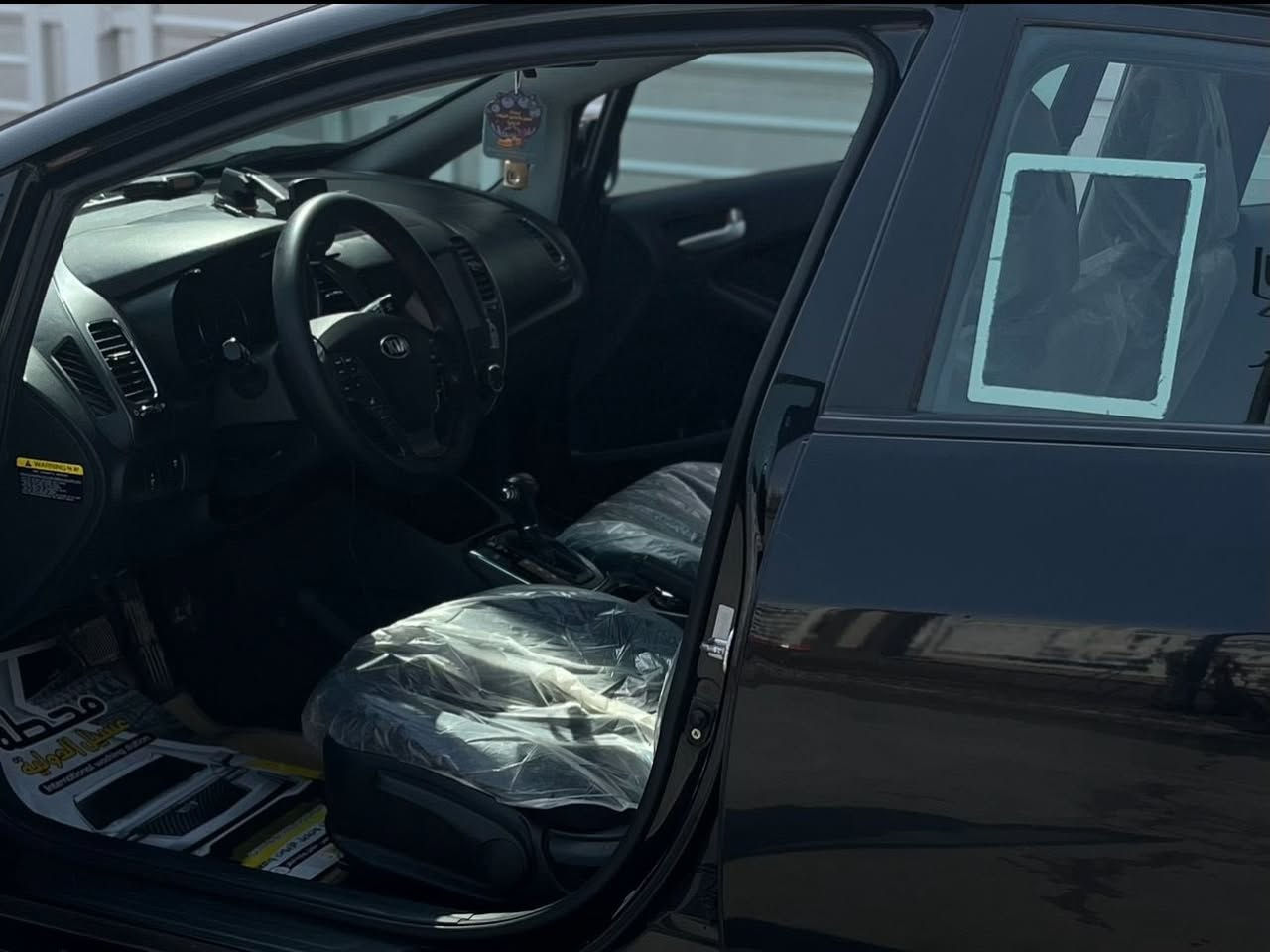 سلام عليكم سياره فورتي موديل ٢٠١٨ سياره كير مكينه خير من الله مكانها بغداد سياره ما ناقصها اي شي  حادثها مو موجود بل منشور 
سعرها ١١٦
رقم ***********
