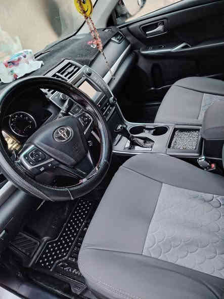 للبيع كامري 2017  وارد أمريكي 🚘🚘

فئه — SE مواصفاتها حلوة
رقم أربيل بأسمي شرط تحويل 
سياره على وضع الشركه 
سياره مكفوله بدون صبغ 
فقط بيها تعديل بارد بجنطه
بجم كبس شركة 

موصفات
كشن امامي كهربائيه
كشنات  جلد 
ويجي   شفتات بل استيرن 
محركها 2500يعني 4سلندر 
المحرك وكير شرط مكفول 

للاتصال
***********
السعر 175 وبي مجال بسيط
