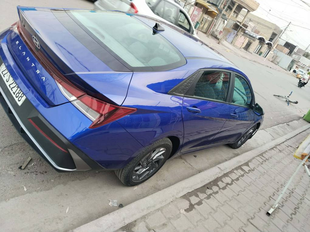 النتره 2024 اربيل بسمي 
ماشيه 55 
حادثهه خفيف كلش 
قطعه وحده صبغ فقط البنيد 
بدون دواخل ابد 
السياره بصمه 
بيبان بصمه 
شاشه دجتال 
رادارات امامي وجانبي وخلفي 
كير مكينه صدر كله جديد وممفتوح 
سعرهه 160 قفل🔐🔐🔐 
مكاني بغداد *********** اكر, نينوى
